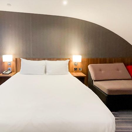 Belvilla Crewe City Centre Hotel Lifestyle Dış mekan fotoğraf