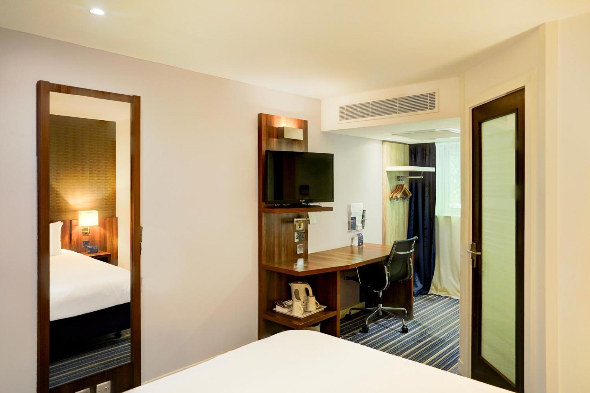 Belvilla Crewe City Centre Hotel Lifestyle Dış mekan fotoğraf