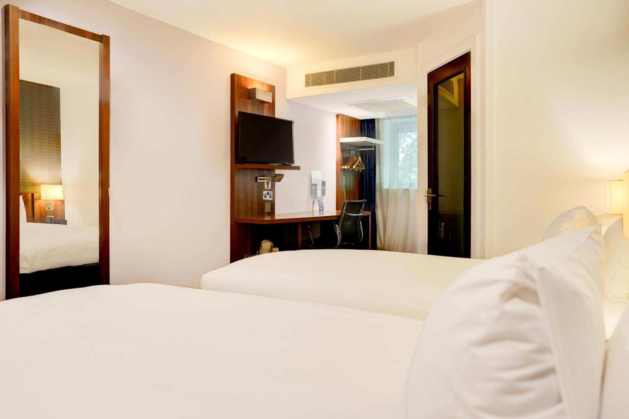 Belvilla Crewe City Centre Hotel Lifestyle Dış mekan fotoğraf