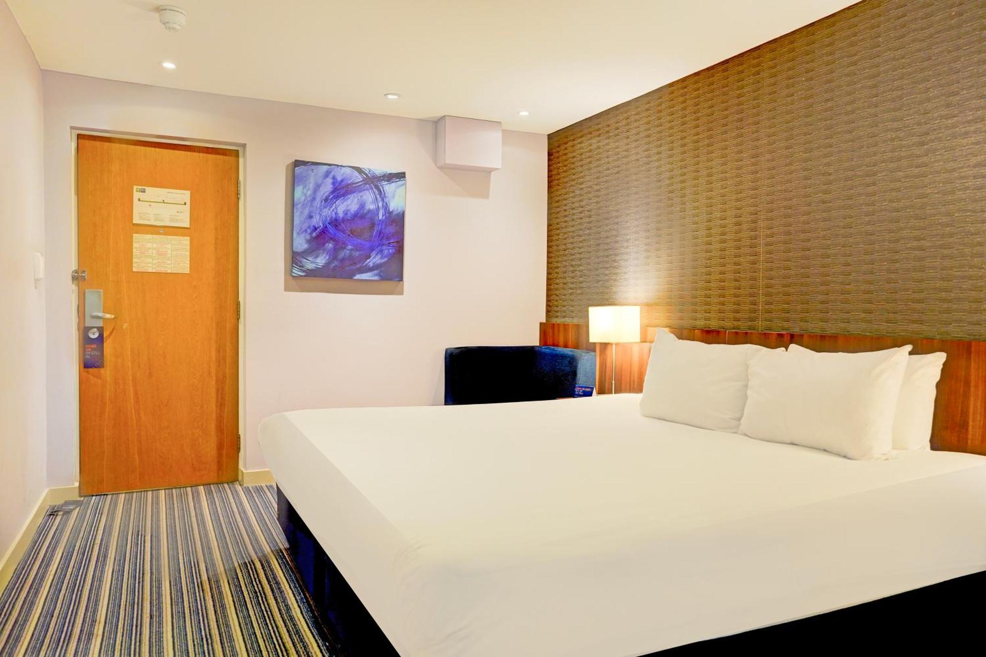 Belvilla Crewe City Centre Hotel Lifestyle Dış mekan fotoğraf