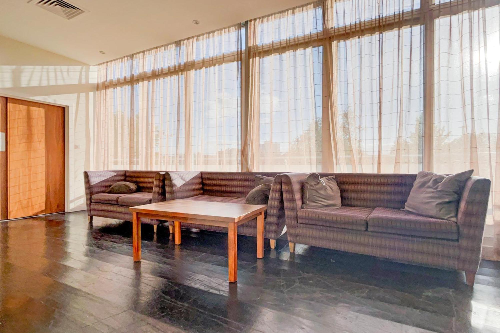Belvilla Crewe City Centre Hotel Lifestyle Dış mekan fotoğraf