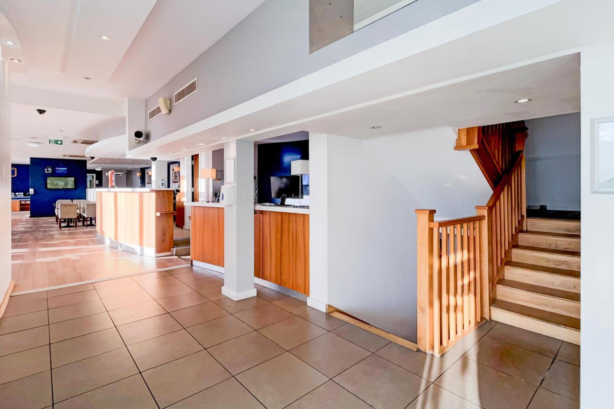 Belvilla Crewe City Centre Hotel Lifestyle Dış mekan fotoğraf
