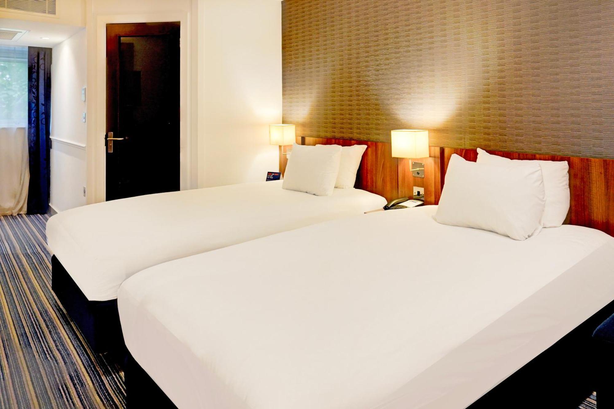 Belvilla Crewe City Centre Hotel Lifestyle Dış mekan fotoğraf